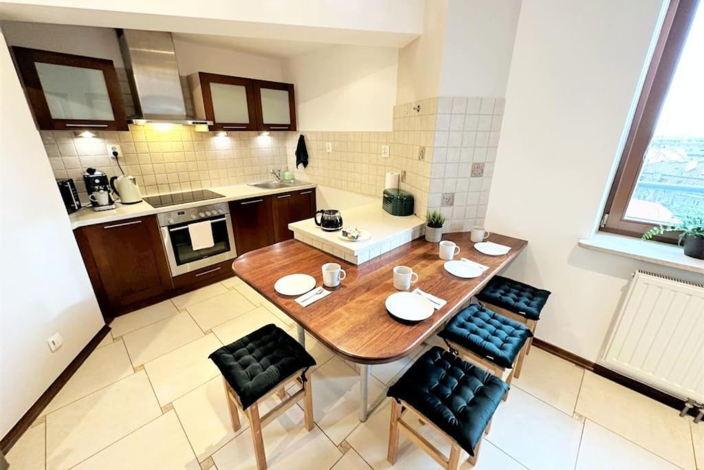 Exclusive Penthouse Near Citycenter 120M2 +Netflix Krakow Exterior photo