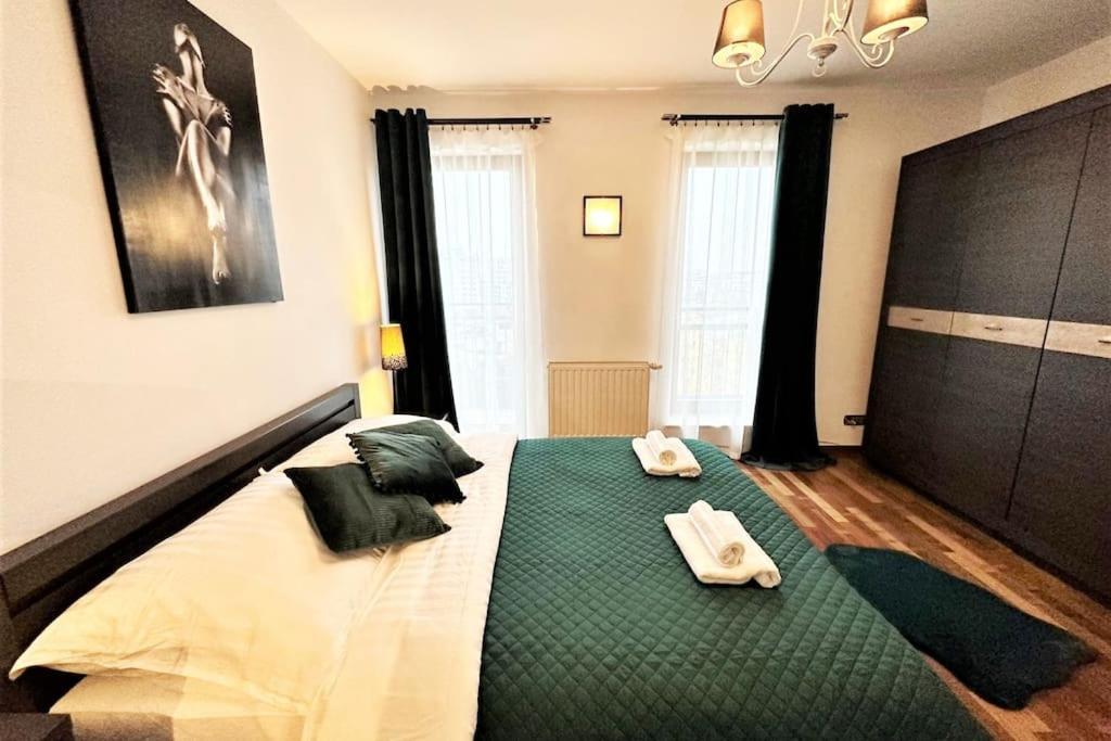 Exclusive Penthouse Near Citycenter 120M2 +Netflix Krakow Exterior photo